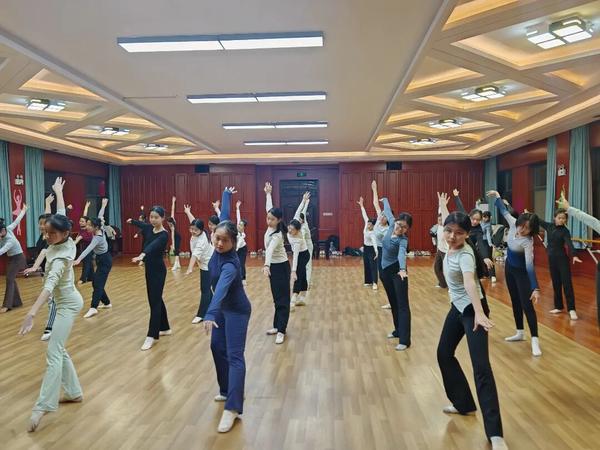 舞蹈社2 舞蹈社2